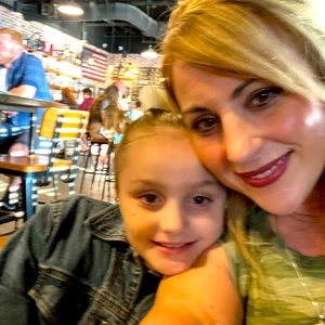 Meet your Posher, Nicole